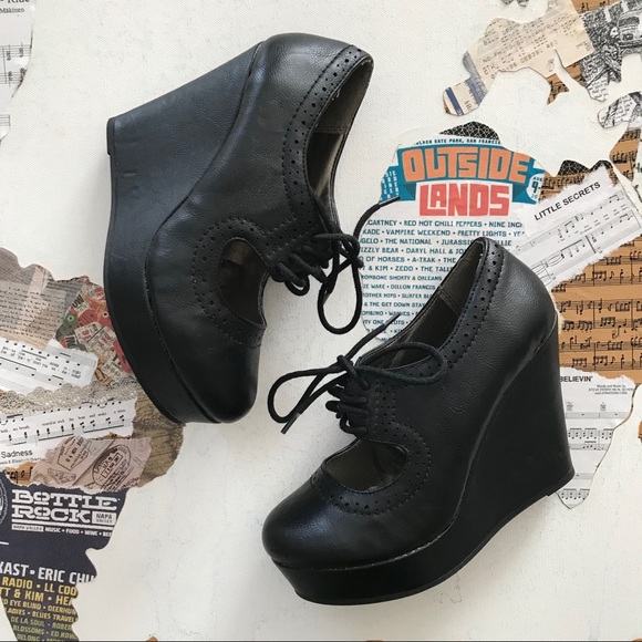 Soda Shoes - Soda Wedge Heels • Size 6.5